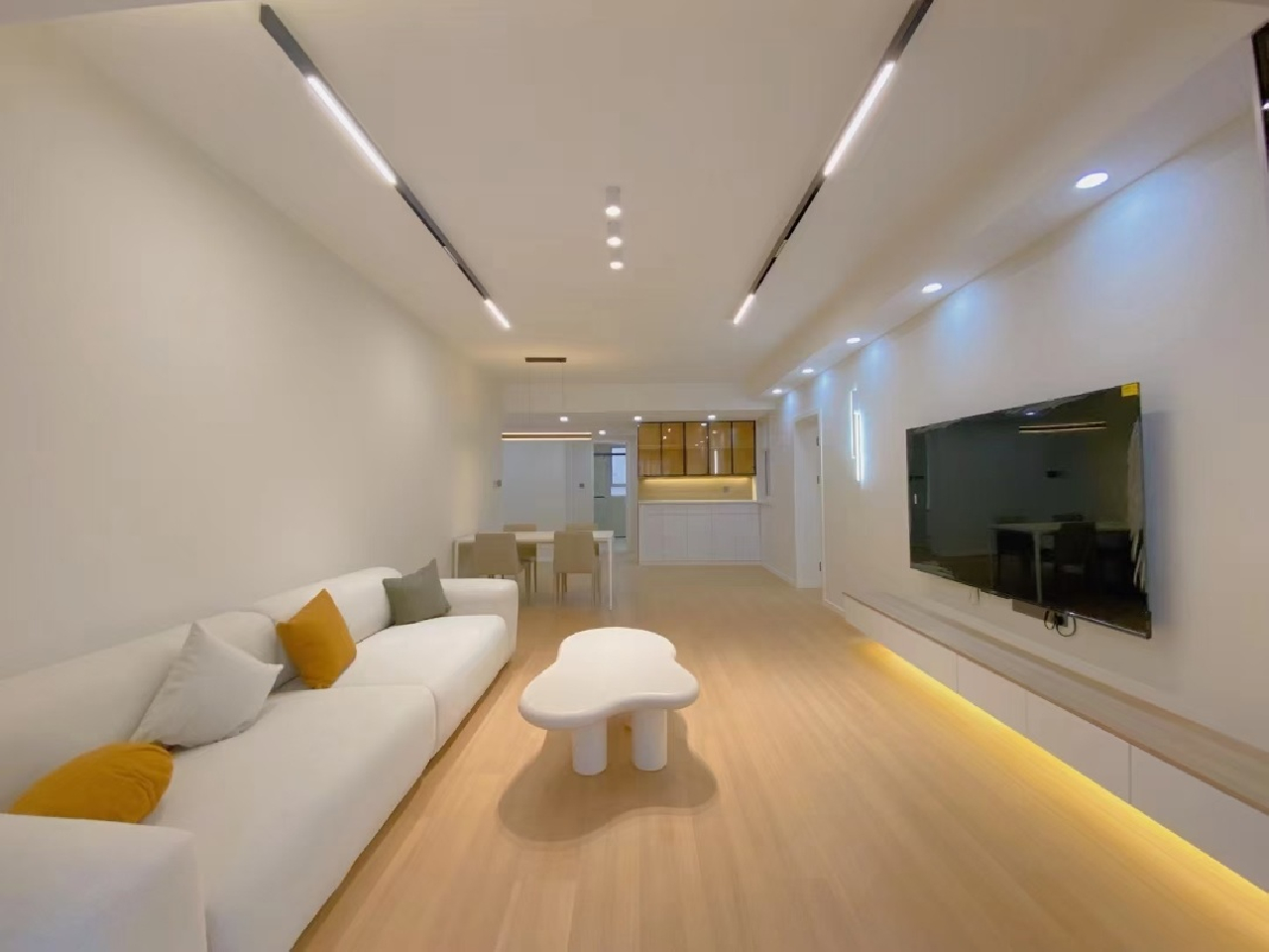 Oasis Riviera - Image 5