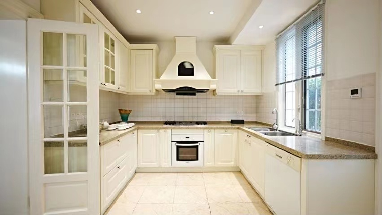 Elegant Garden - Image 7