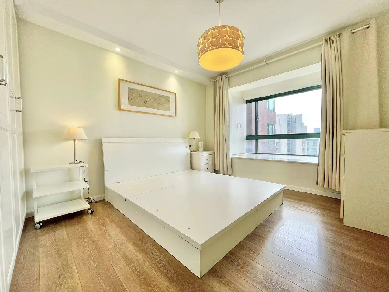 The Courtyard - Image 5