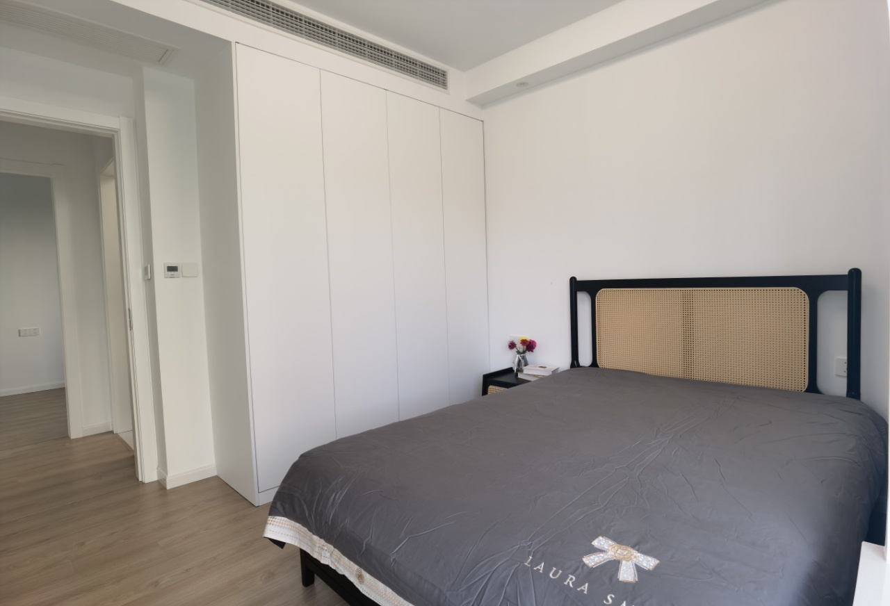 Oasis Riviera - Image 10