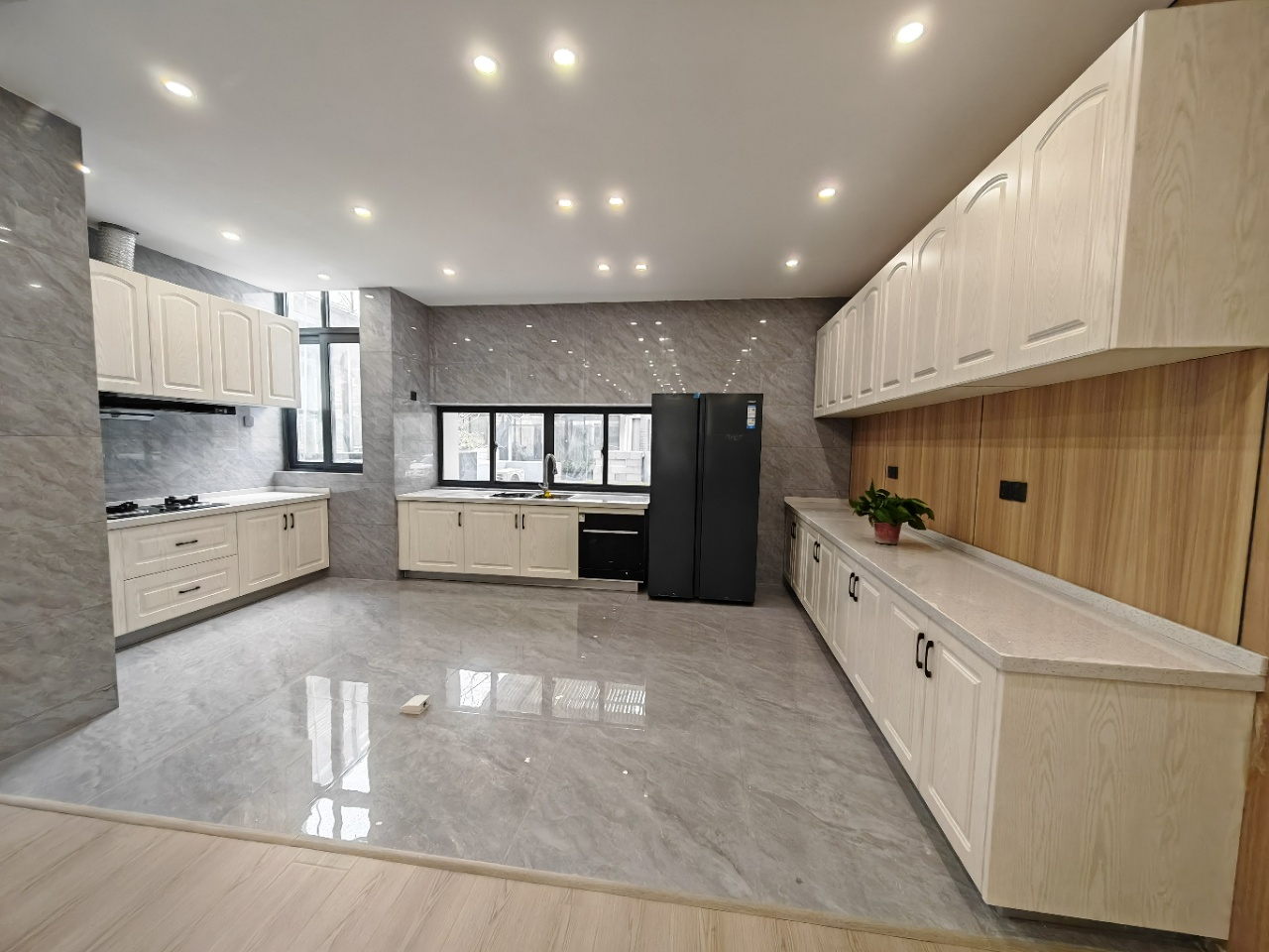 Villa Riviera - Image 2