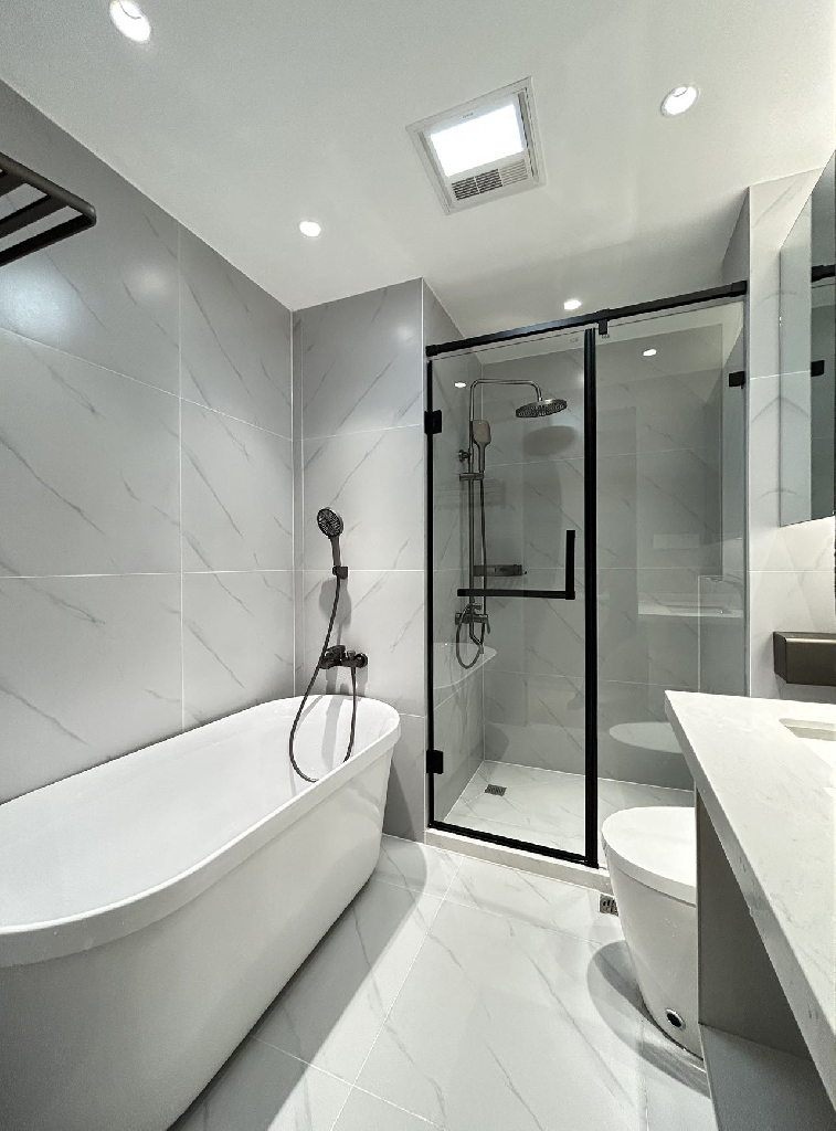 Oasis Riviera - Image 11