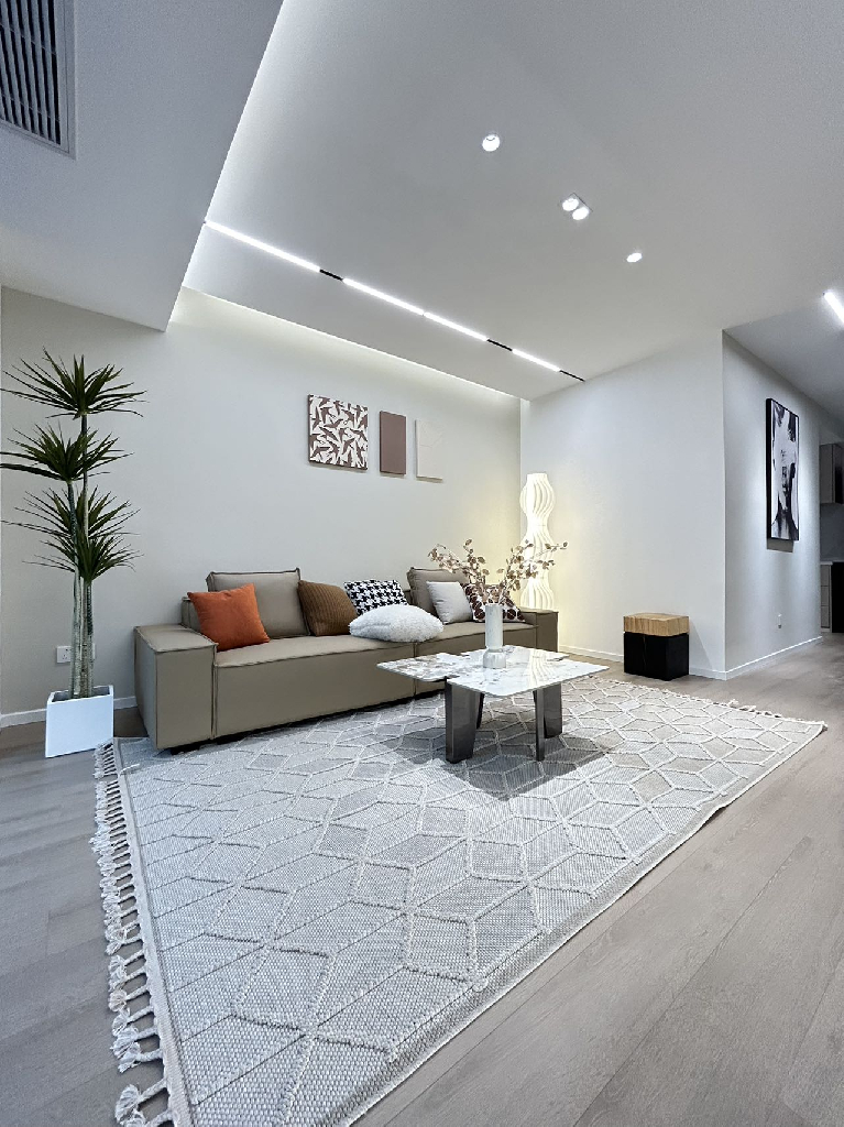 Oasis Riviera - Image 4