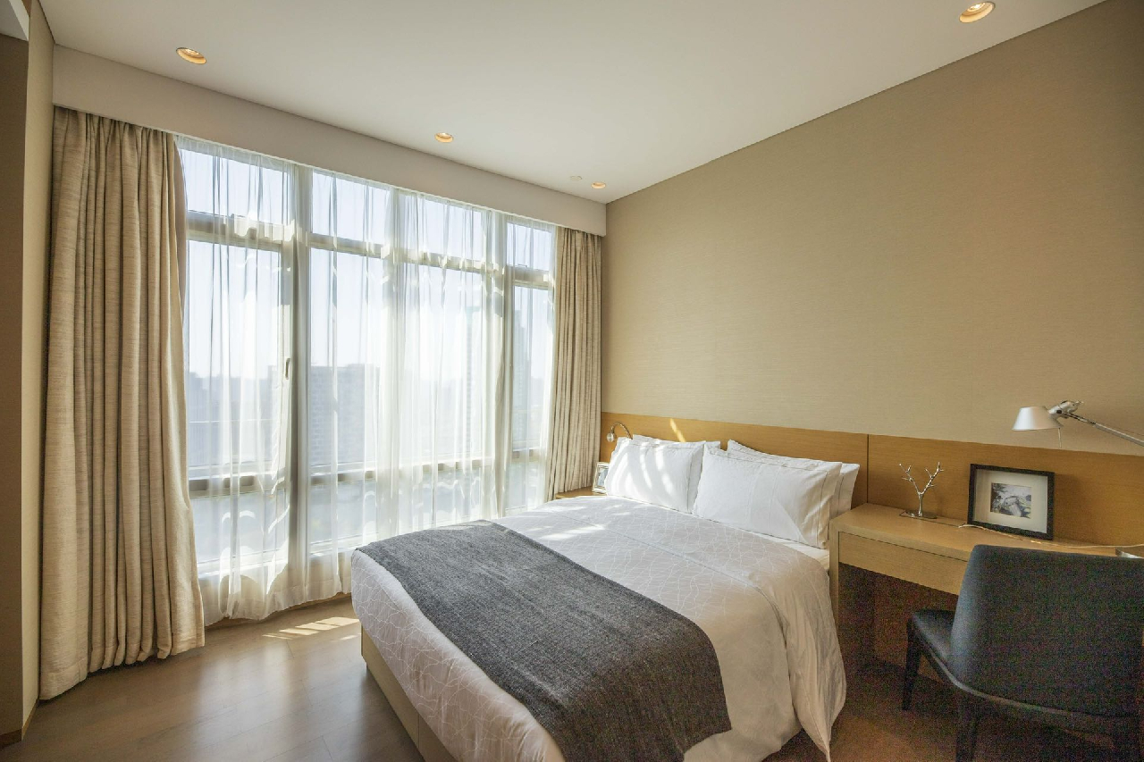 Times Square Residence Serviced Apartment - Image 5