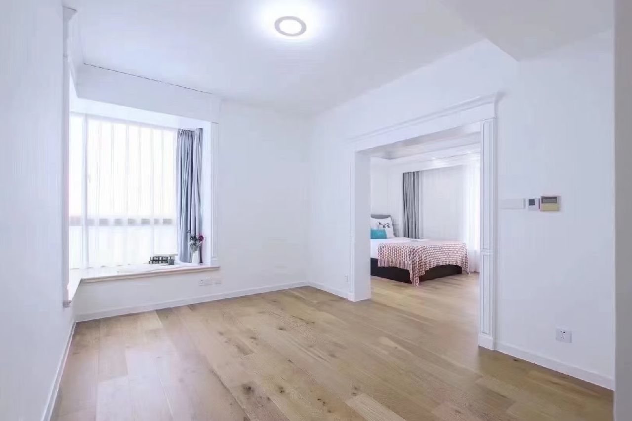 Royal Garden - Image 9