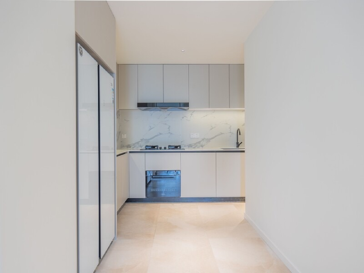 Royal Garden - Image 4