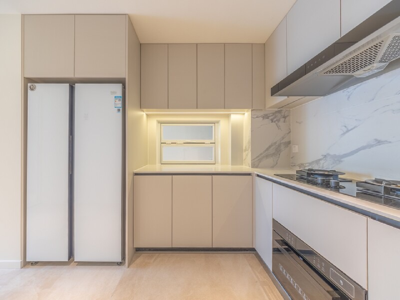 Royal Garden - Image 3