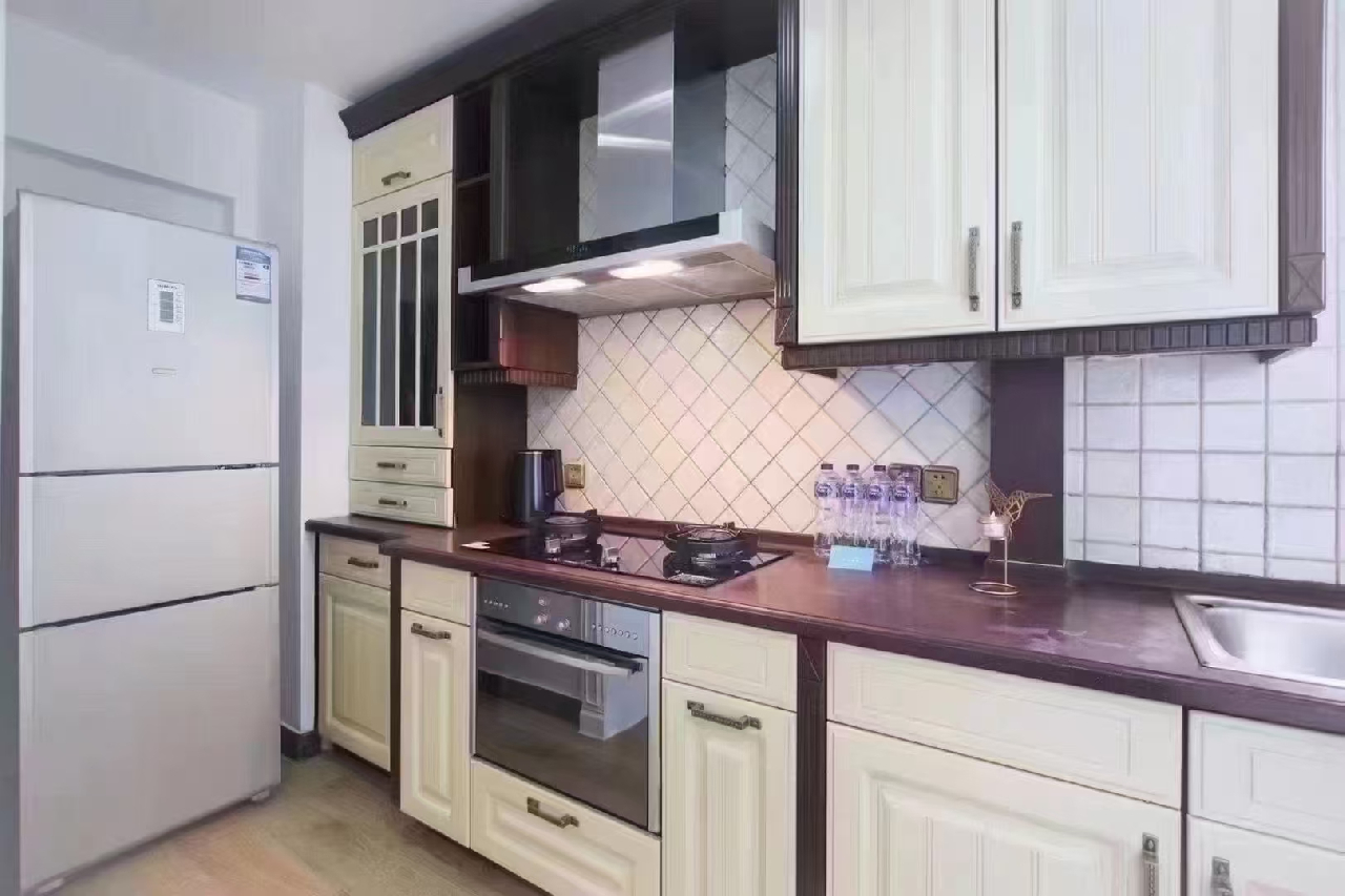 Royal Garden - Image 3