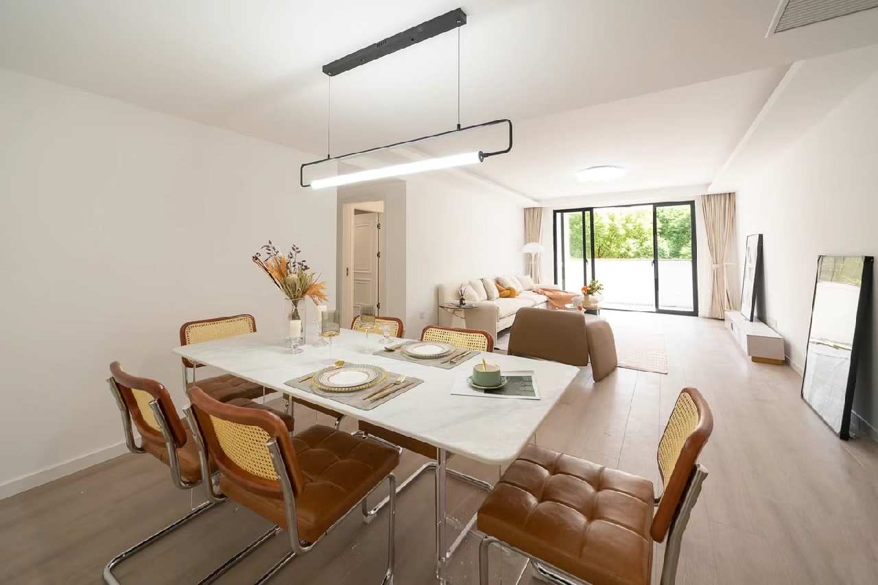 Regents Park - Image 2