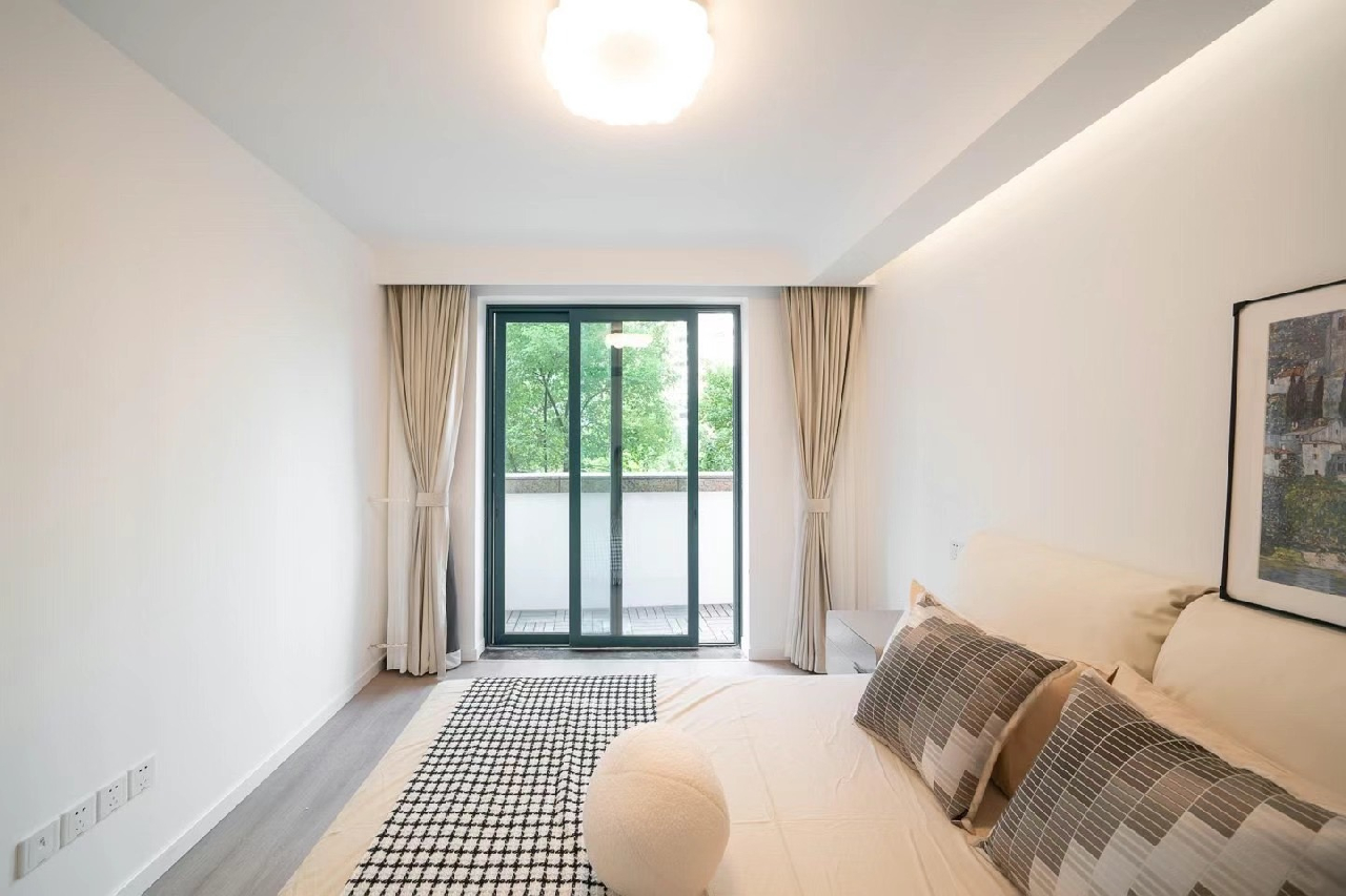 Regents Park - Image 5