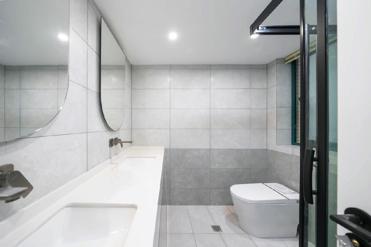 Regents Park - Image 9