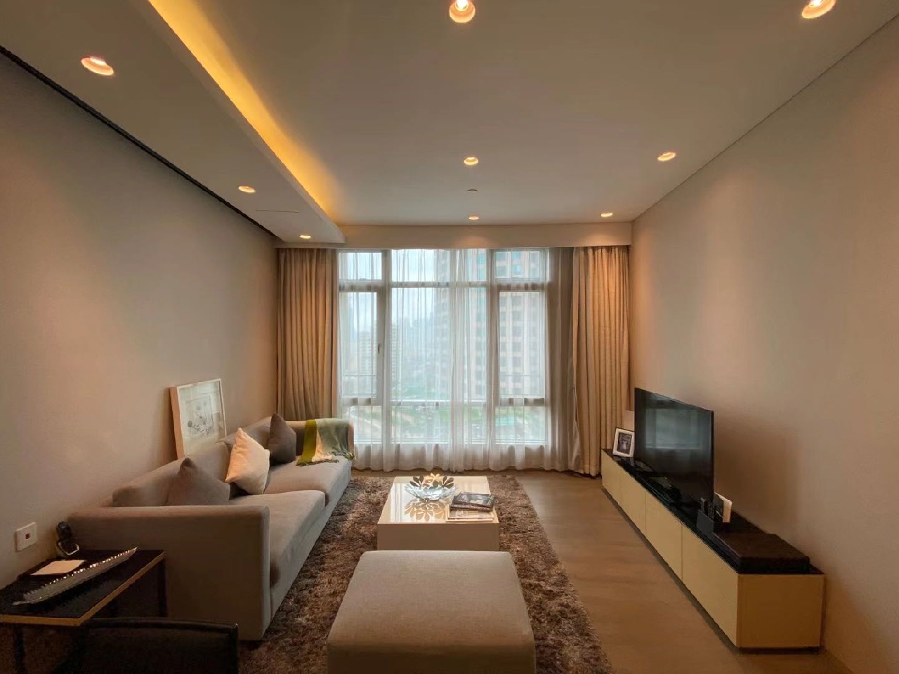 Times Square Residence Serviced Apartment - Image 2