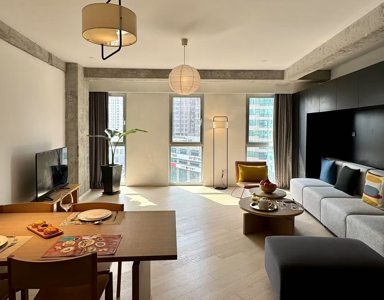 Base Living--Xintiandi Serviced Apartment