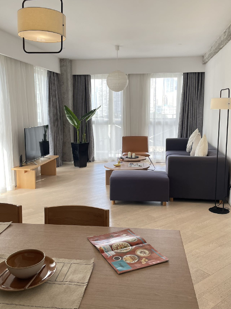 Base Living--Xintiandi Serviced Apartment - Image 2