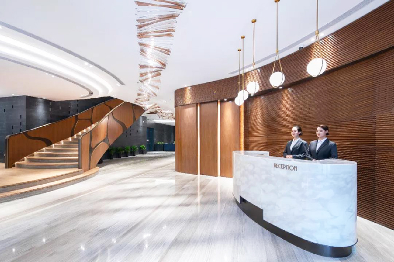 THE CAROSSA Serviced Apartment - Image 8