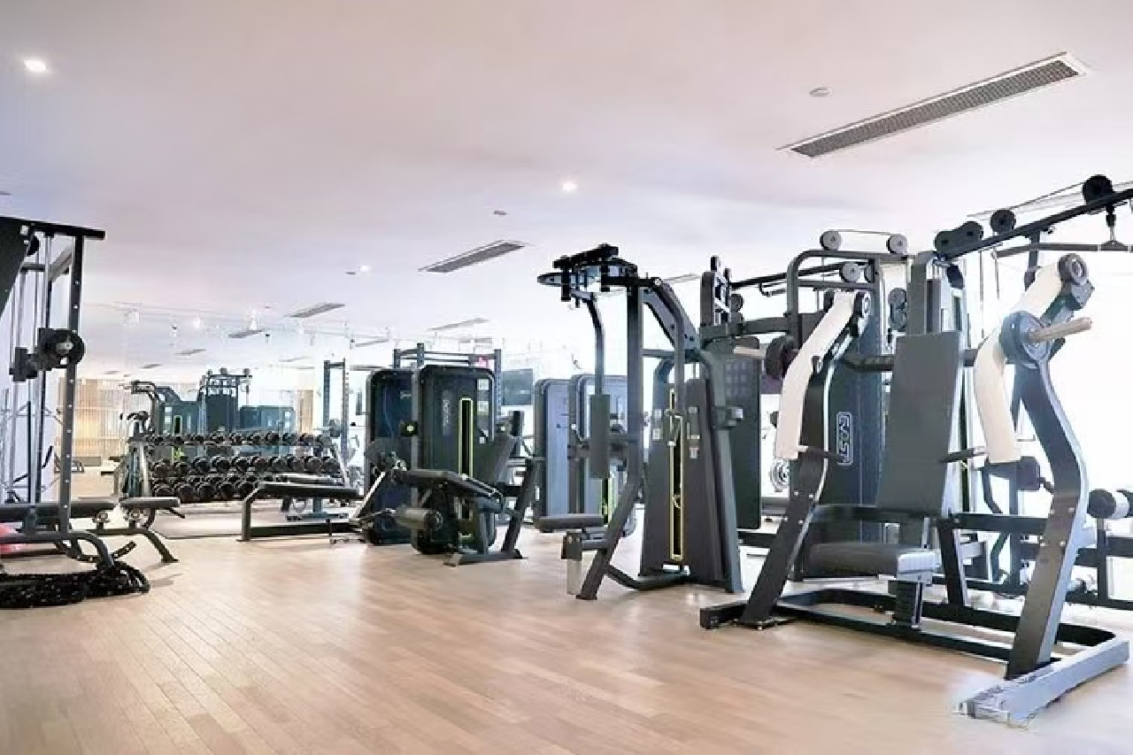 Base LIVING-SUHE Serviced Apartment   - Image 9