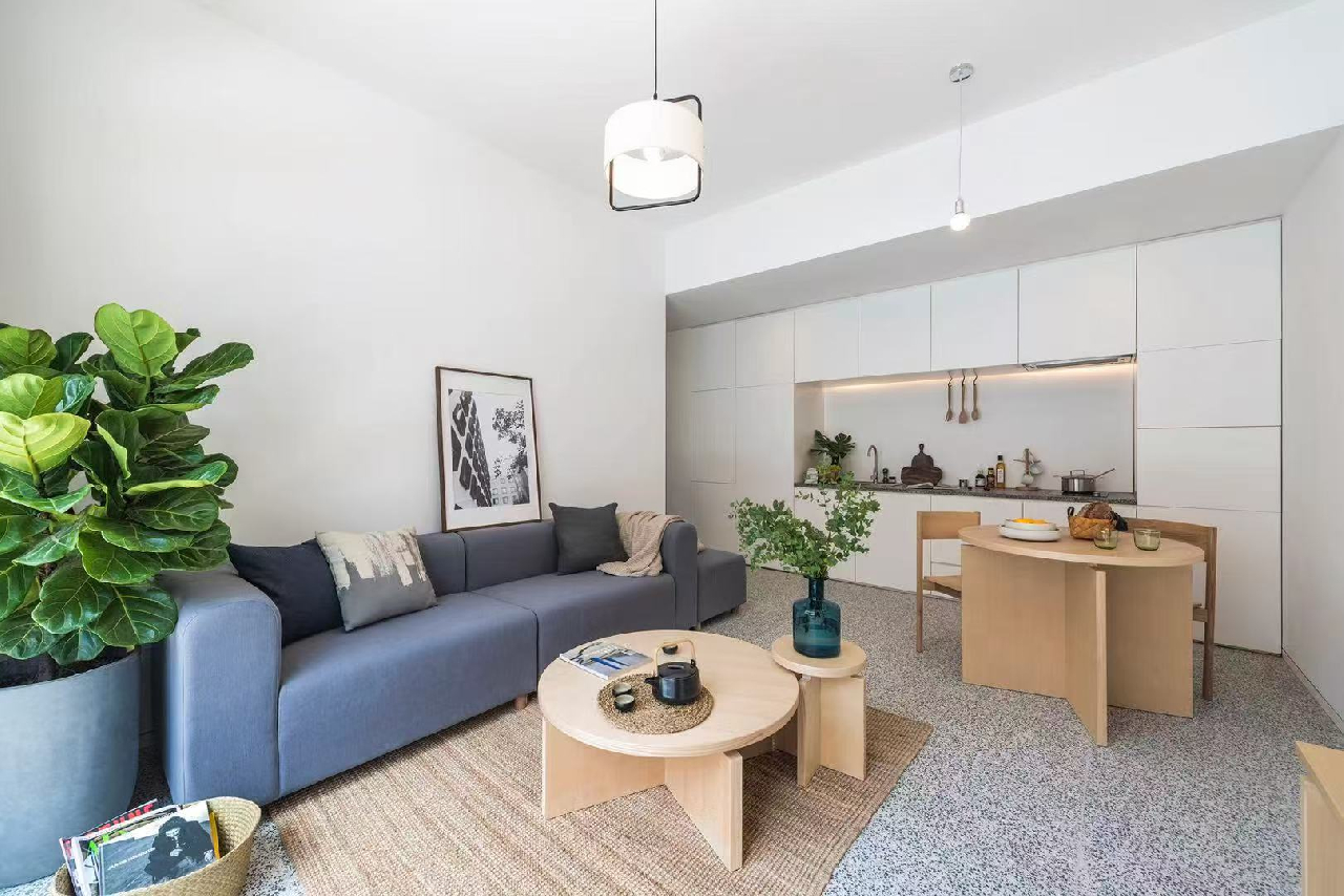 Base LIVING-YUPING Serviced Apartment