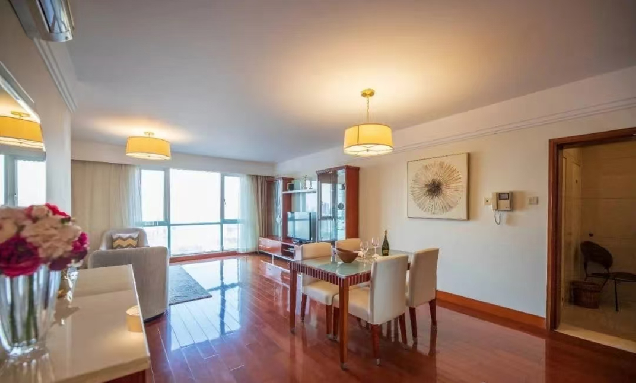 Parkview Serviced Apartment - Image 3