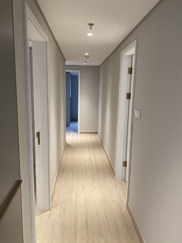 LIV'N 833 Serviced Apartment - Image 3