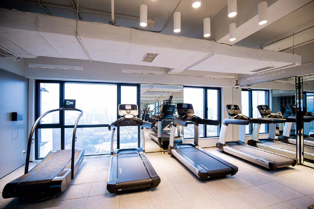 LIV'N 833 Serviced Apartment - Image 12