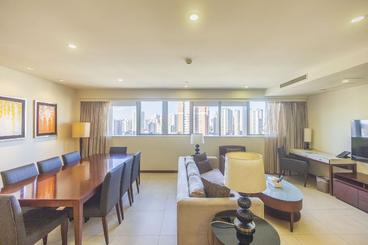 Oakwood Residence Shanghai - Image 4