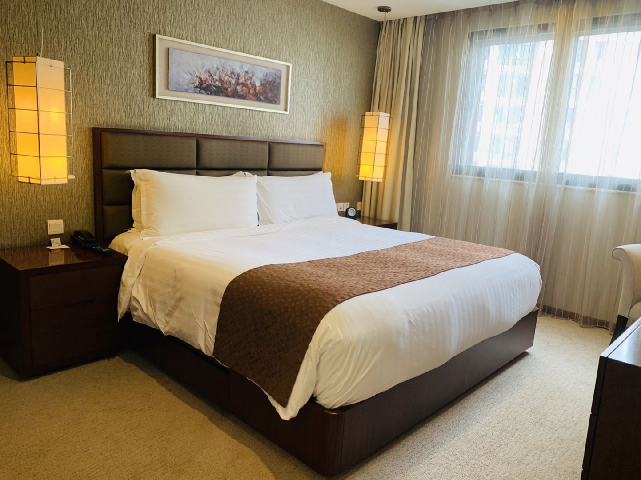 Oakwood Residence Shanghai - Image 4