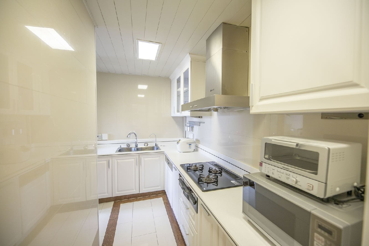 Xuhui Garden Serviced Apartment - Image 3