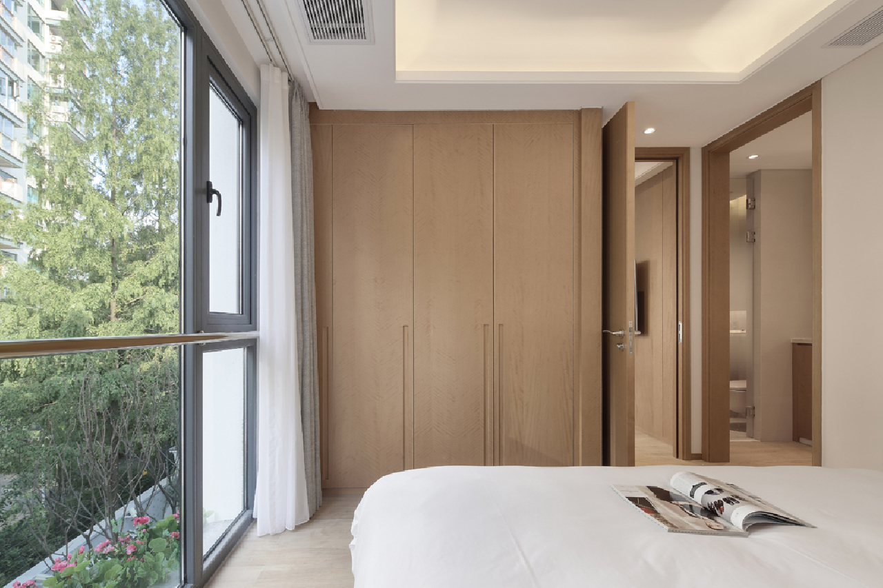 KYMS Living Apartment - Image 3