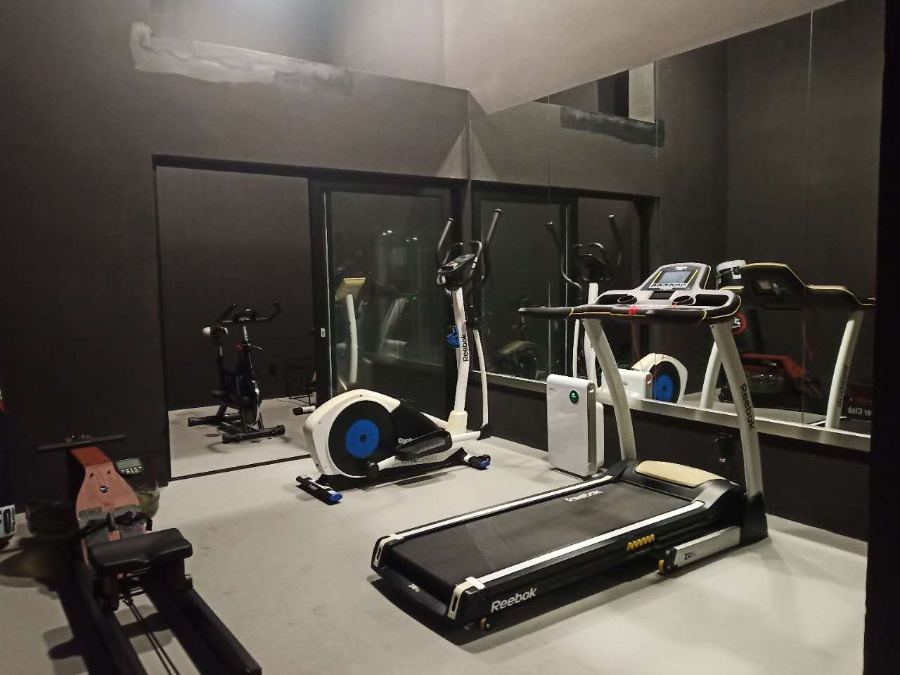 Base COMPLEX-Wending Serviced Apartment  - Image 6