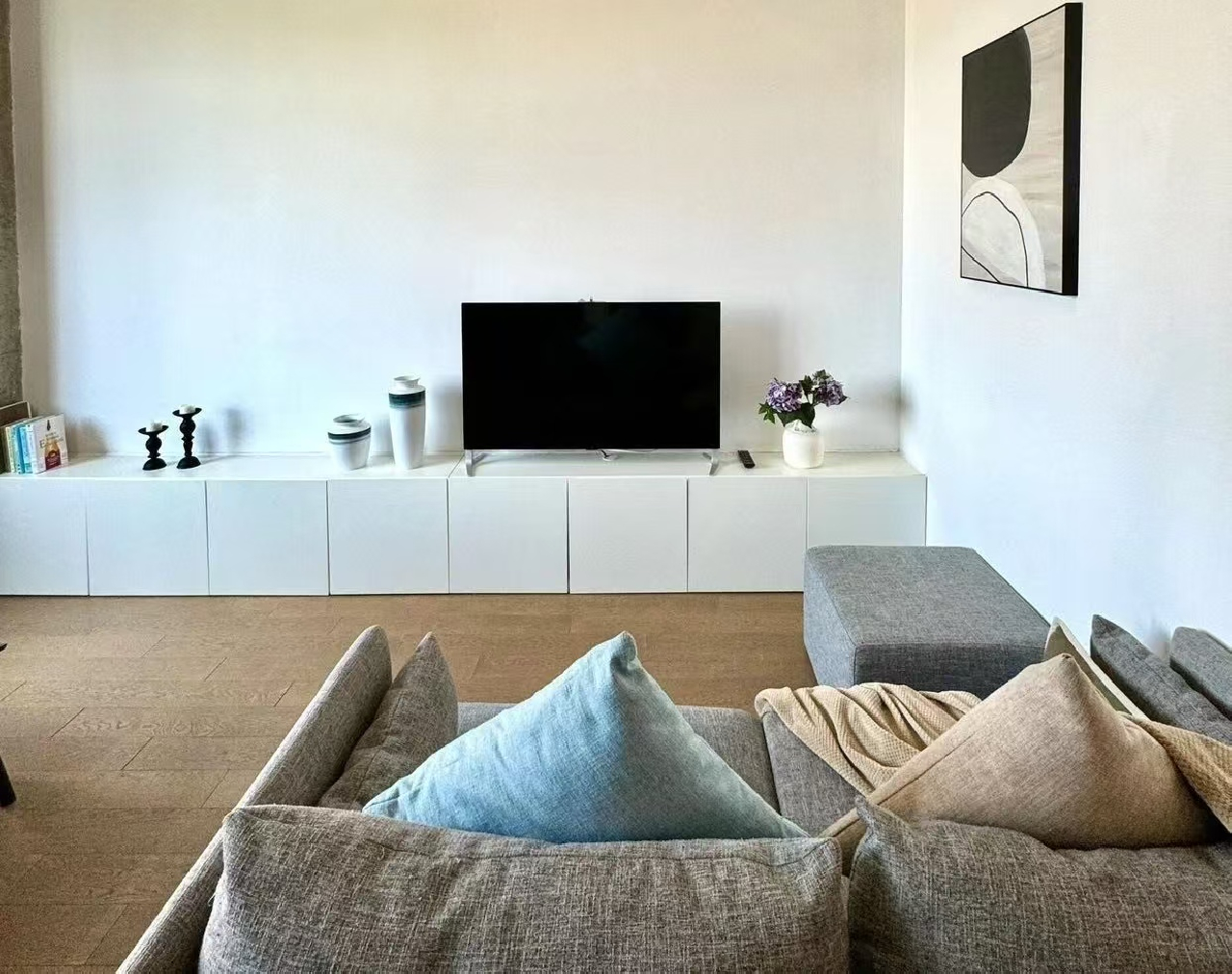 Base-PuSan Serviced Apartment