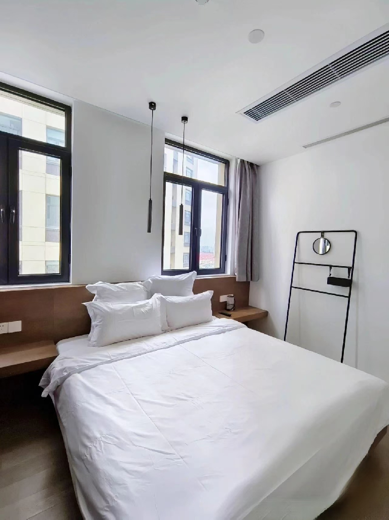 Base-PuSan Serviced Apartment - Image 5