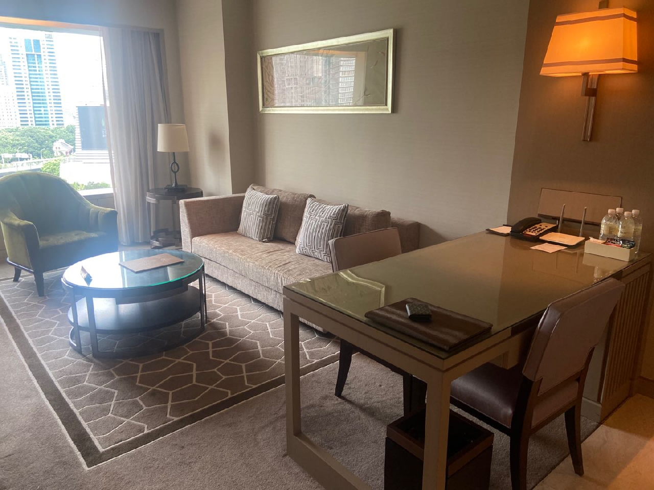 IFC Residence - Image 4