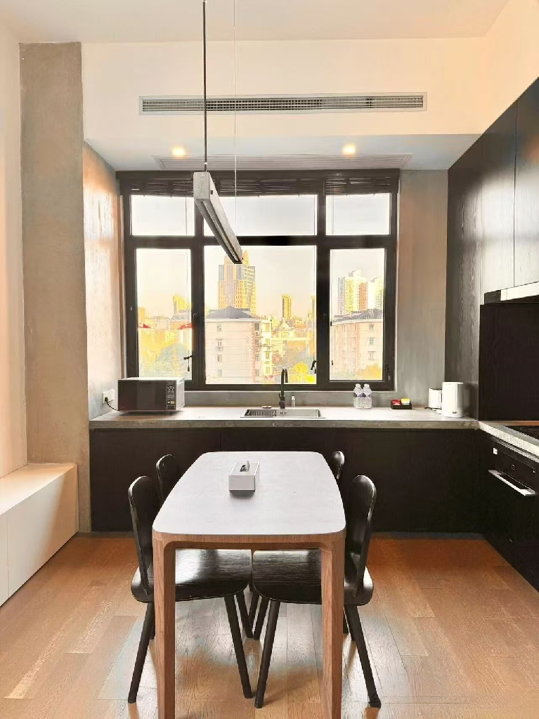 Base-PuSan Serviced Apartment - Image 3