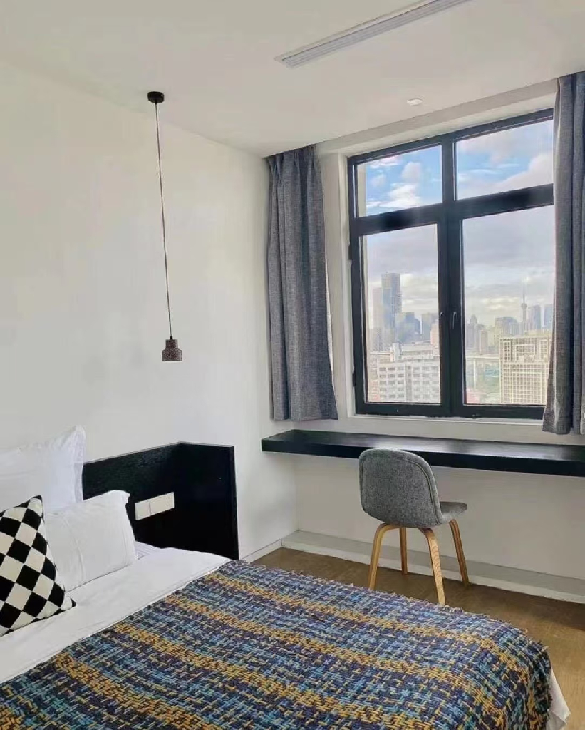 Base-PuSan Serviced Apartment - Image 8