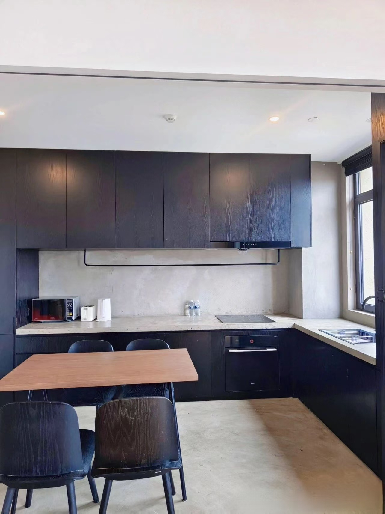 Base-PuSan Serviced Apartment - Image 3