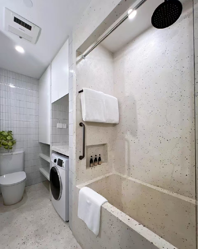 Base-PuSan Serviced Apartment - Image 8