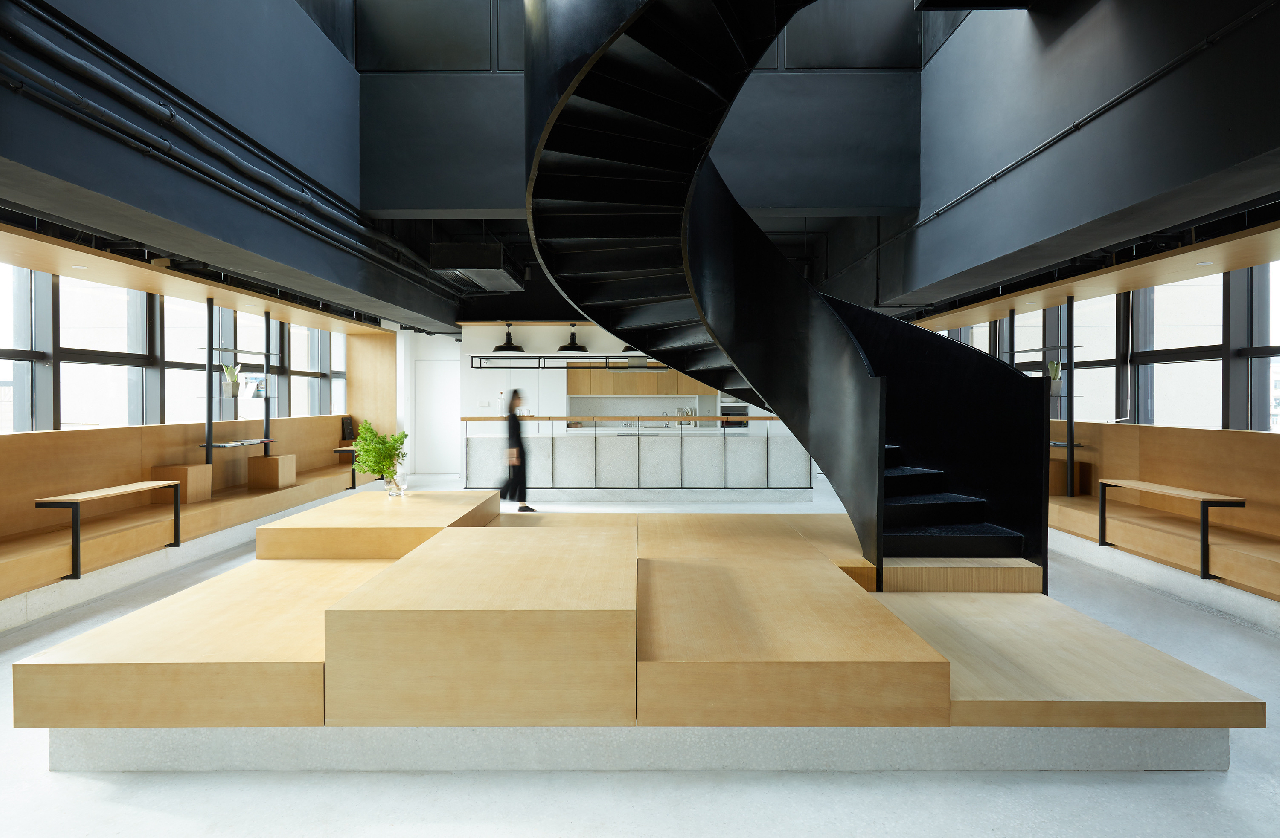 Base-PuSan Serviced Apartment - Image 8