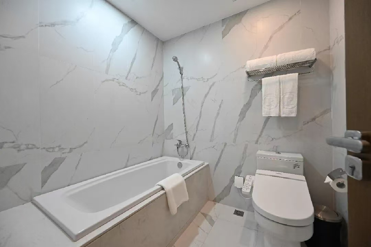 Riverdale Residence Pudong - Image 4