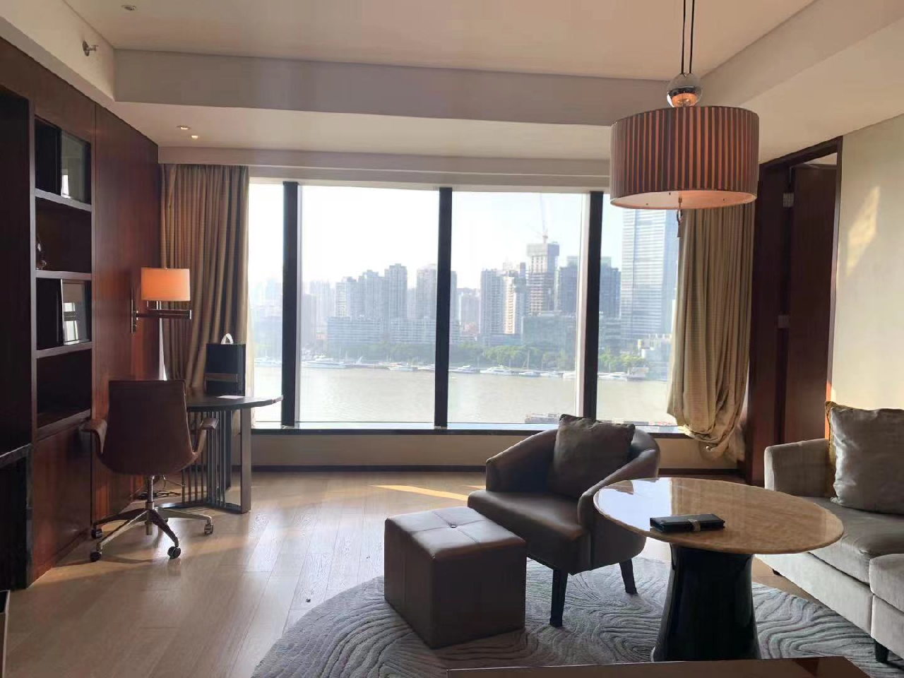 Mandarin Oriental Pudong Shanghai Executive Apartments - Image 2