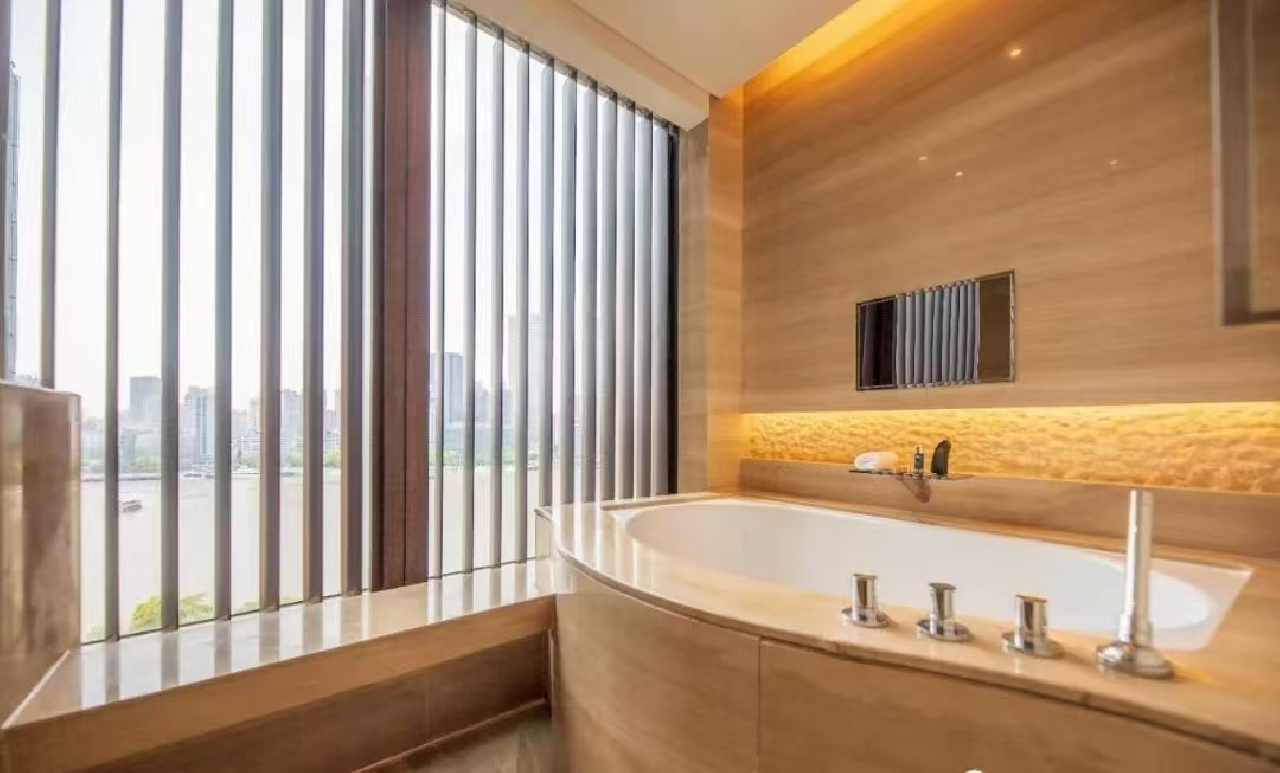 Mandarin Oriental Pudong Shanghai Executive Apartments - Image 8