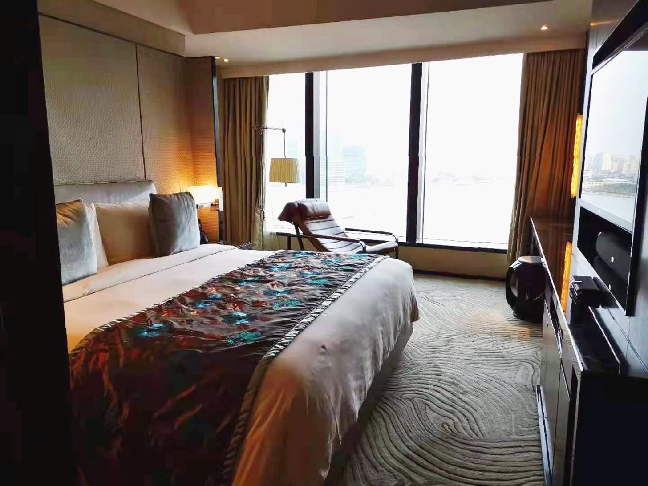 Mandarin Oriental Pudong Shanghai Executive Apartments - Image 4