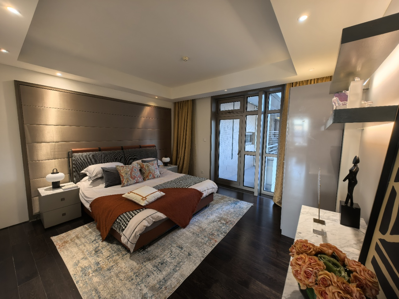 Tomson Riviera Serviced Apartment - Image 10