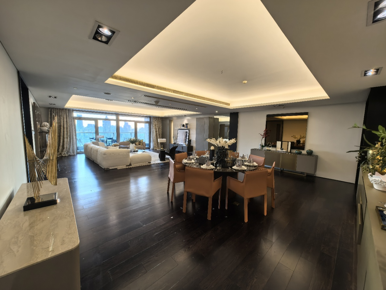 Tomson Riviera Serviced Apartment - Image 2