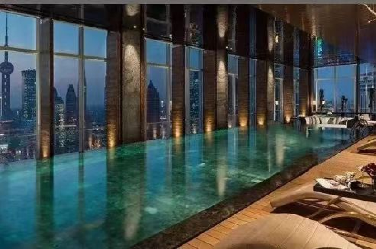 Regent Residences  Serviced Apartment - Image 8