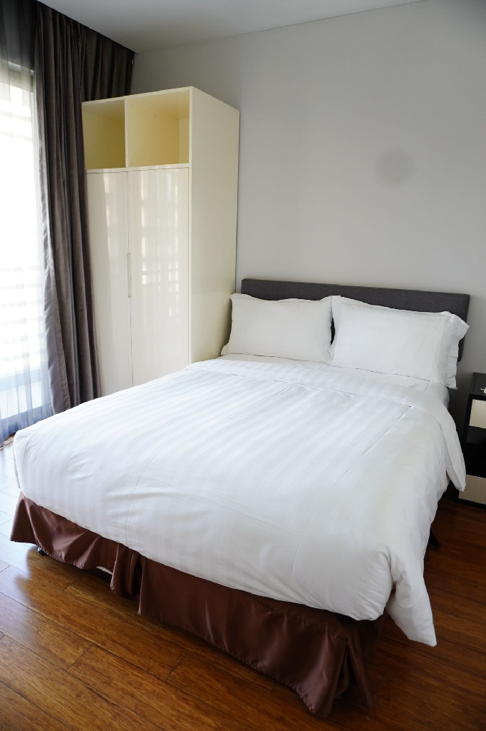 Green Court Premier Serviced Apartment - Image 2