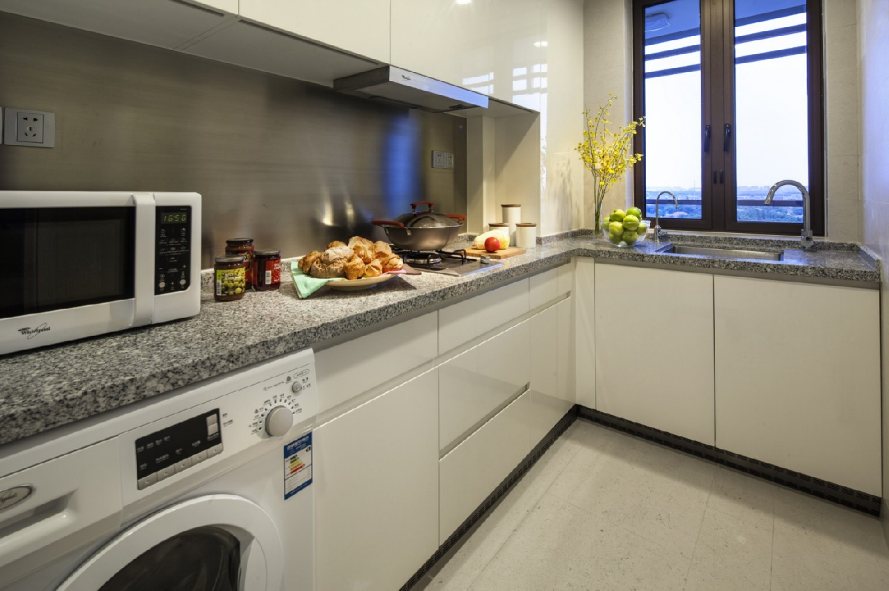 Green Court Premier Serviced Apartment - Image 2