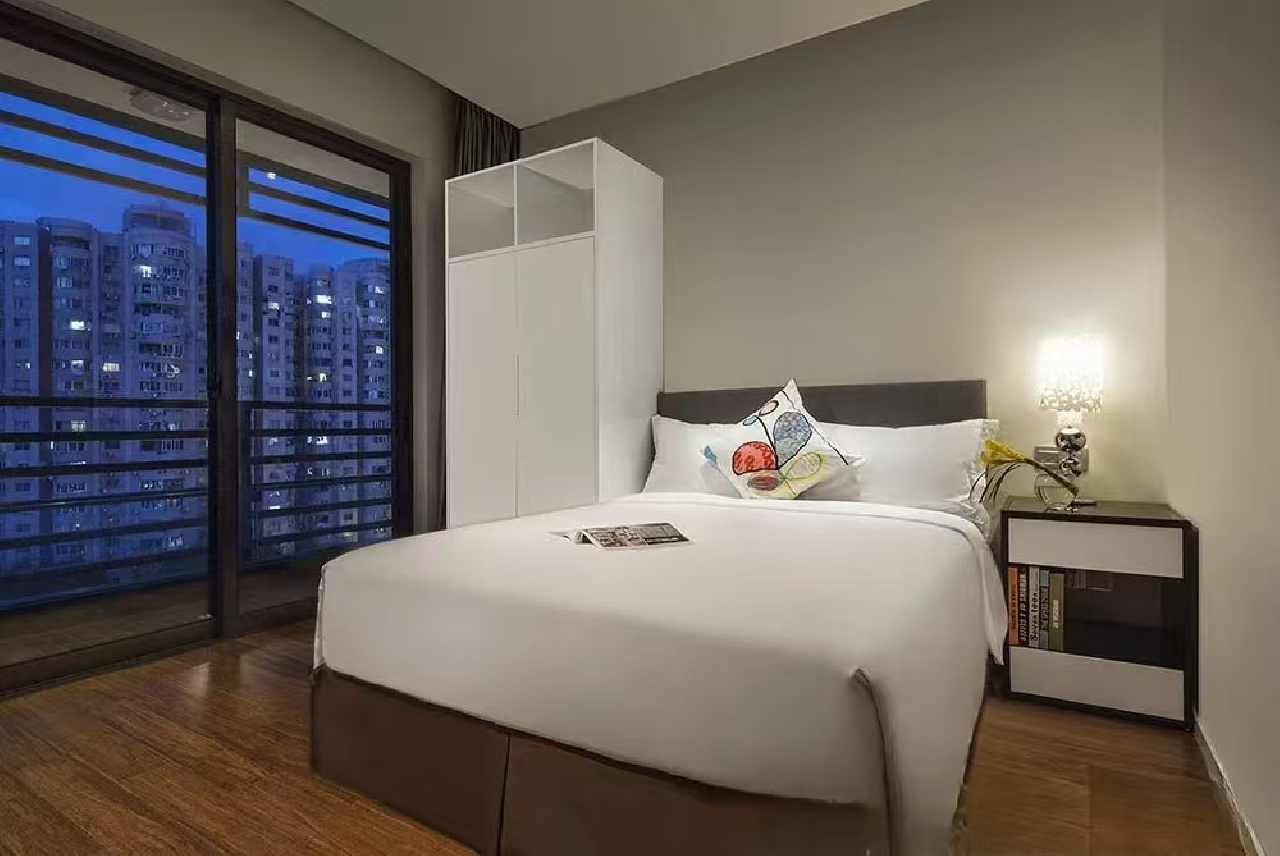 Green Court Premier Serviced Apartment - Image 5