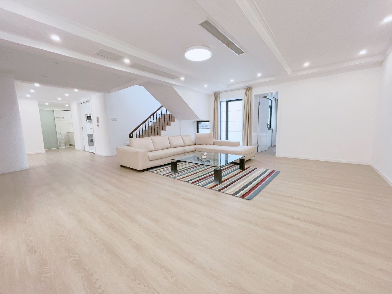 Hongqiao Gold Villas - Image 2