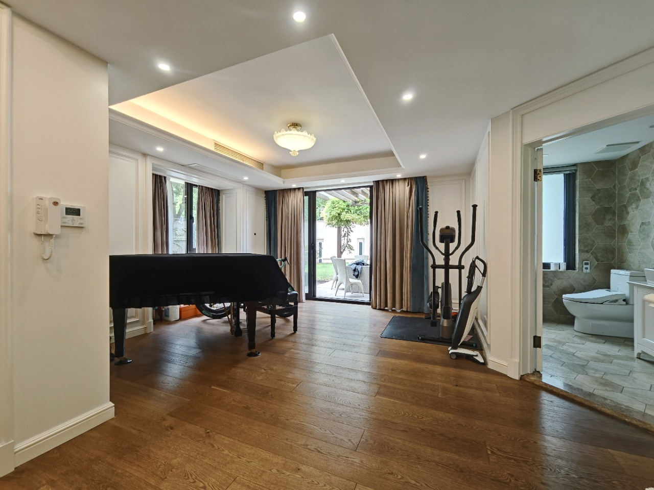 Mandarine Villa - Image 2