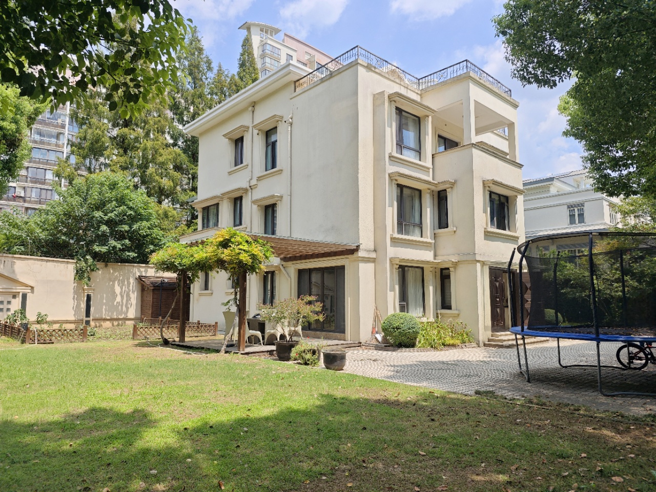 Mandarine Villa - Image 13